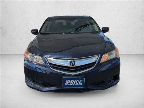 Used 2014 Acura ILX FWD image 2