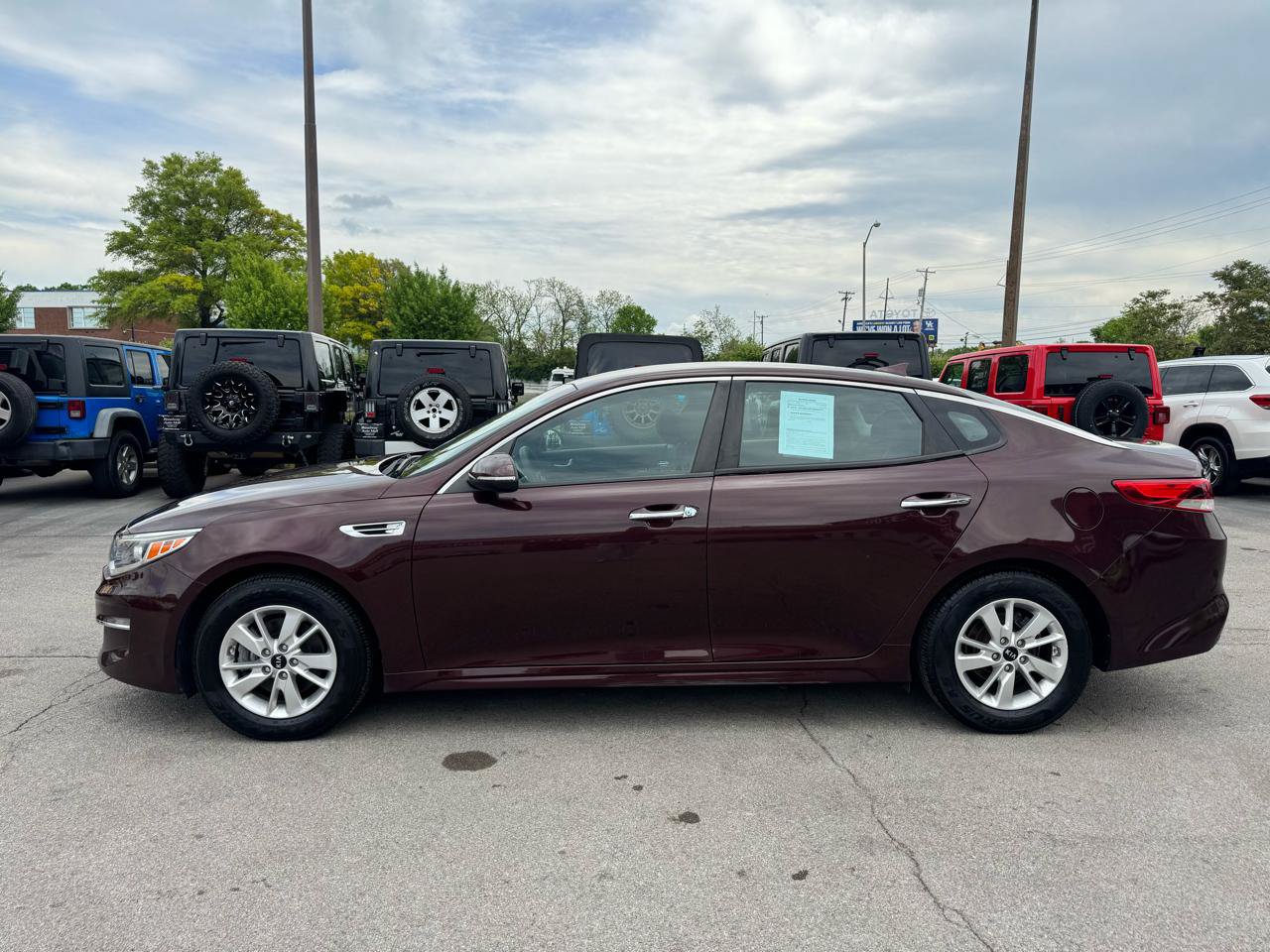 Used 2018 Kia Optima LX FWD image 5