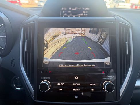 Used 2022 Subaru Impreza 2.0i Limited image 9