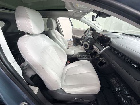 Used 2025 Hyundai Ioniq 5 Limited image 27