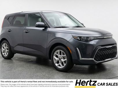 Used 2025 Kia Soul LX w/ LX Technology Package