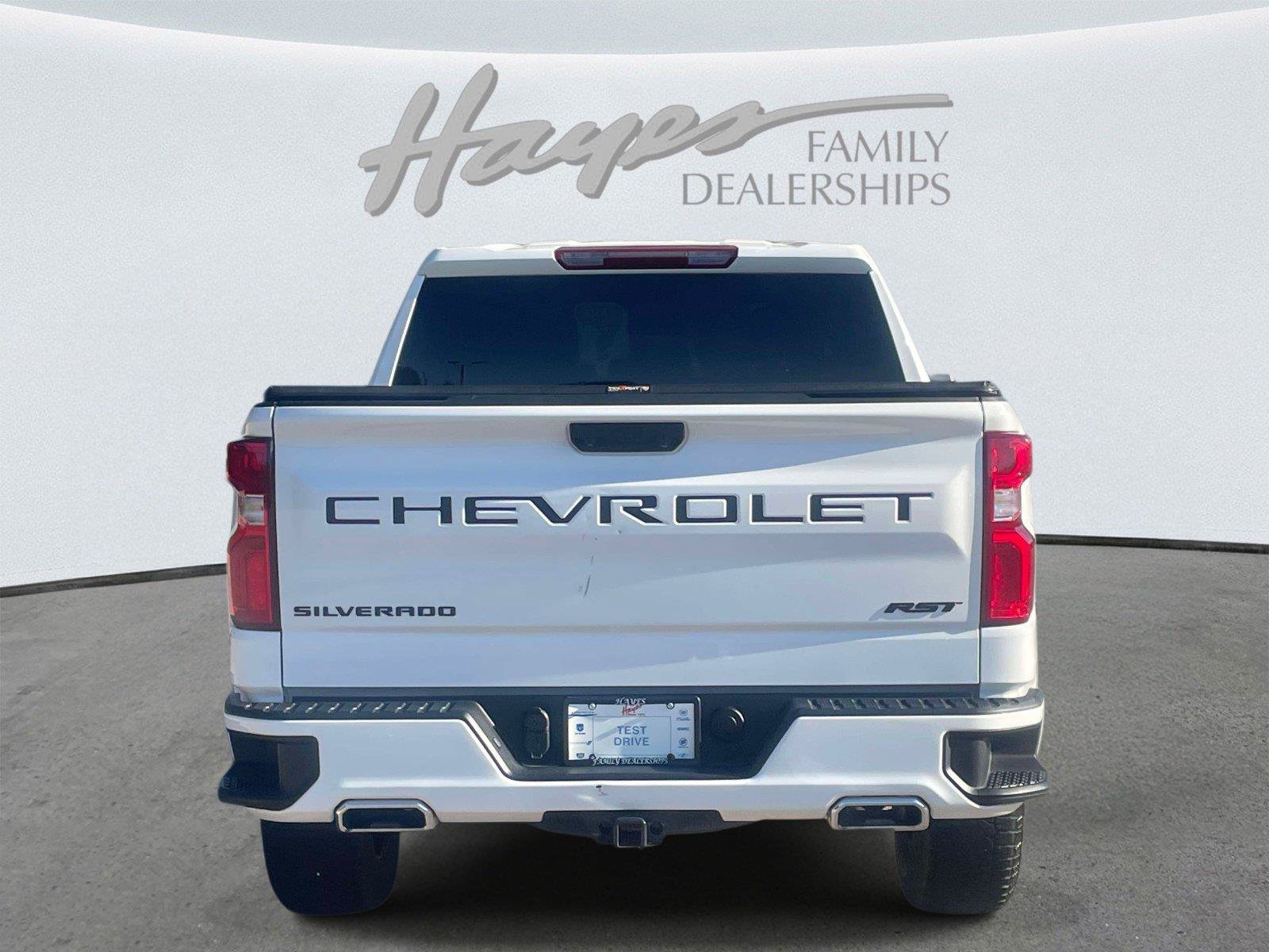 Used 2023 Chevrolet Silverado 1500 RST AWD/4WD image 4