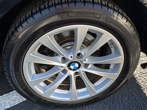 Used 2018 BMW 320i xDrive Sedan image 27