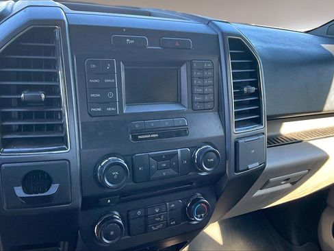 Used 2017 Ford F150 XLT image 7