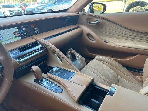 Used 2018 Lexus LC 500 Coupe image 27