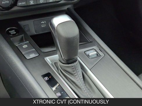 Used 2026 Nissan Kicks SV image 16