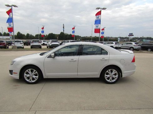 Used 2012 Ford Fusion SE image 8