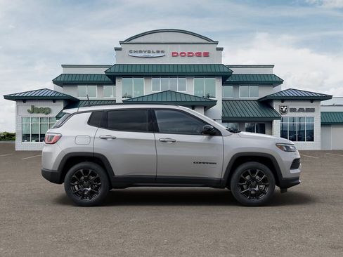 New 2026 Jeep Compass Latitude w/ Quick Order Package 29K image 26