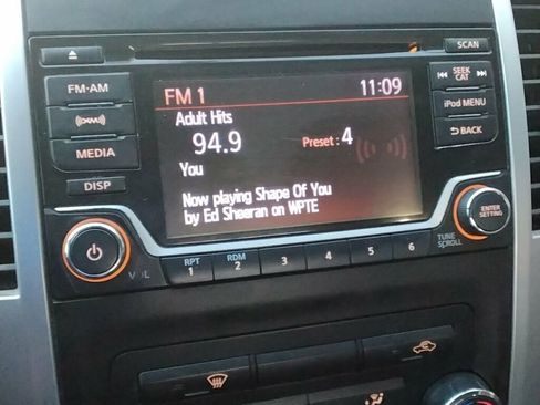 Used 2017 Nissan Frontier SV image 16