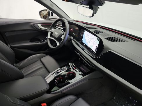 Used 2025 Audi A5 2.0T Premium Plus w/ Premium Plus AWD/4WD image 18
