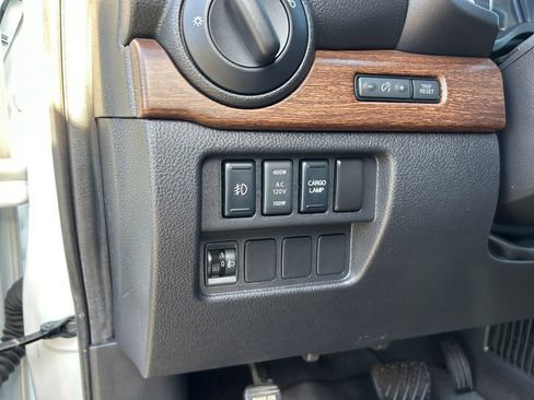 Used 2018 Nissan Titan Platinum Reserve w/ Platinum Utility Package image 21