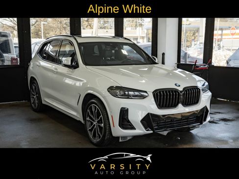 Used 2023 BMW X3 xDrive30i image 3