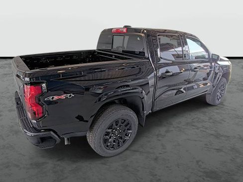 New 2026 Chevrolet Colorado W/T w/ WT Custom Package AWD/4WD image 9