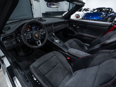 Used 2018 Porsche 911 Carrera GTS RWD image 21