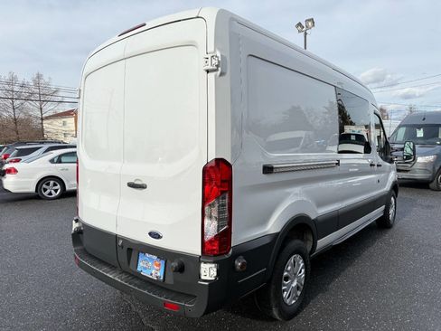 Used 2017 Ford Transit 250 250 3dr LWB Medium Roof Cargo w/ Interior Upgrade Package image 3