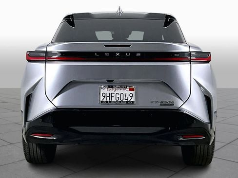 Used 2023 Lexus RZ 450e Premium image 4