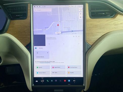 Used 2020 Tesla Model S Long Range Plus image 20