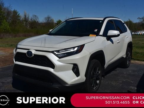 Used 2022 Toyota RAV4 XLE Premium image 1