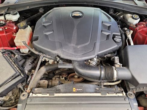 Used 2017 Chevrolet Camaro LT w/ RS Package image 30