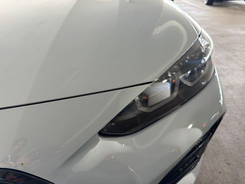 Used 2023 BMW 430i Coupe w/ M Sport Package RWD image 10