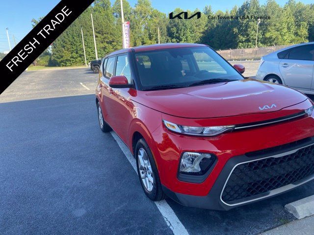 Certified 2022 Kia Soul LX w/ Technology Package FWD image 1