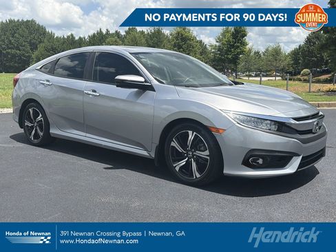 Used 2017 Honda Civic Touring image 1