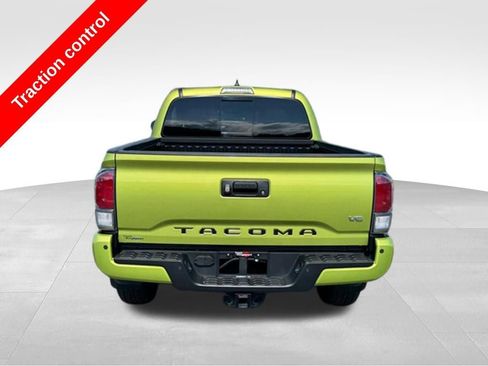 Used 2023 Toyota Tacoma TRD Sport w/ TRD Premium Sport Package AWD/4WD image 6
