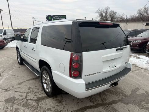 Used 2008 GMC Yukon XL Denali image 3