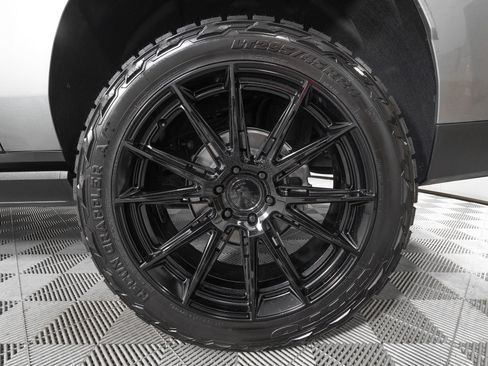 Used 2026 GMC Yukon XL AT4 Ultimate w/ LPO, Floor Liner Package AWD/4WD image 37