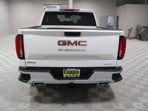 Used 2023 GMC Sierra 1500 SLT w/ X31 Off-Road Package image 10