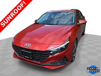 Used 2022 Hyundai Elantra Limited image 1