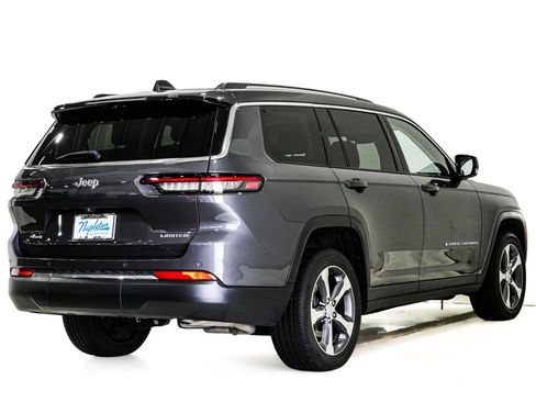 Used 2023 Jeep Grand Cherokee L Limited w/ Luxury Tech Group II AWD/4WD image 7