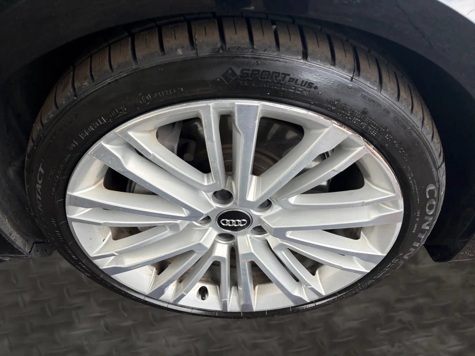 Used 2017 Audi A4 2.0T Prestige AWD/4WD image 39