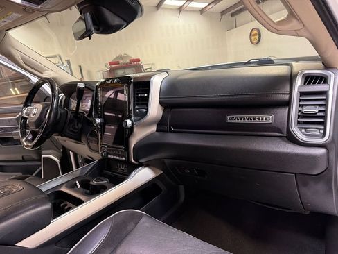 Used 2022 RAM 2500 Laramie w/ Safety Group B AWD/4WD image 35