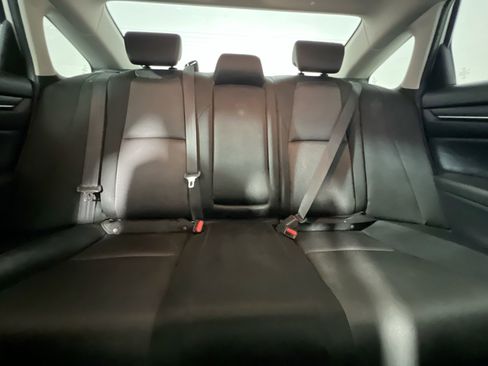 Used 2020 Honda Accord EX image 33