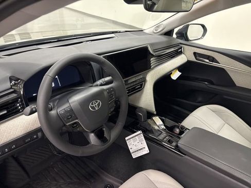 New 2026 Toyota Camry XLE image 18