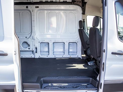 New 2025 Ford Transit 250 148 Medium Roof RWD image 13