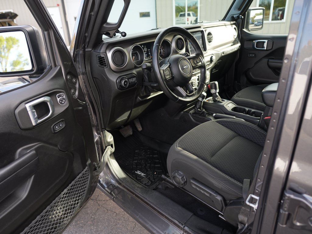 Used 2021 Jeep Wrangler Unlimited Sport AWD/4WD image 13