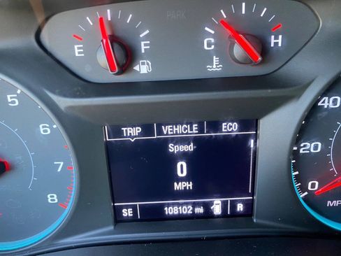 Used 2018 Chevrolet Traverse LT FWD image 22