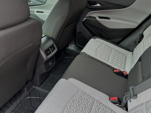 New 2024 Chevrolet Equinox LS w/ LS Convenience Package image 10