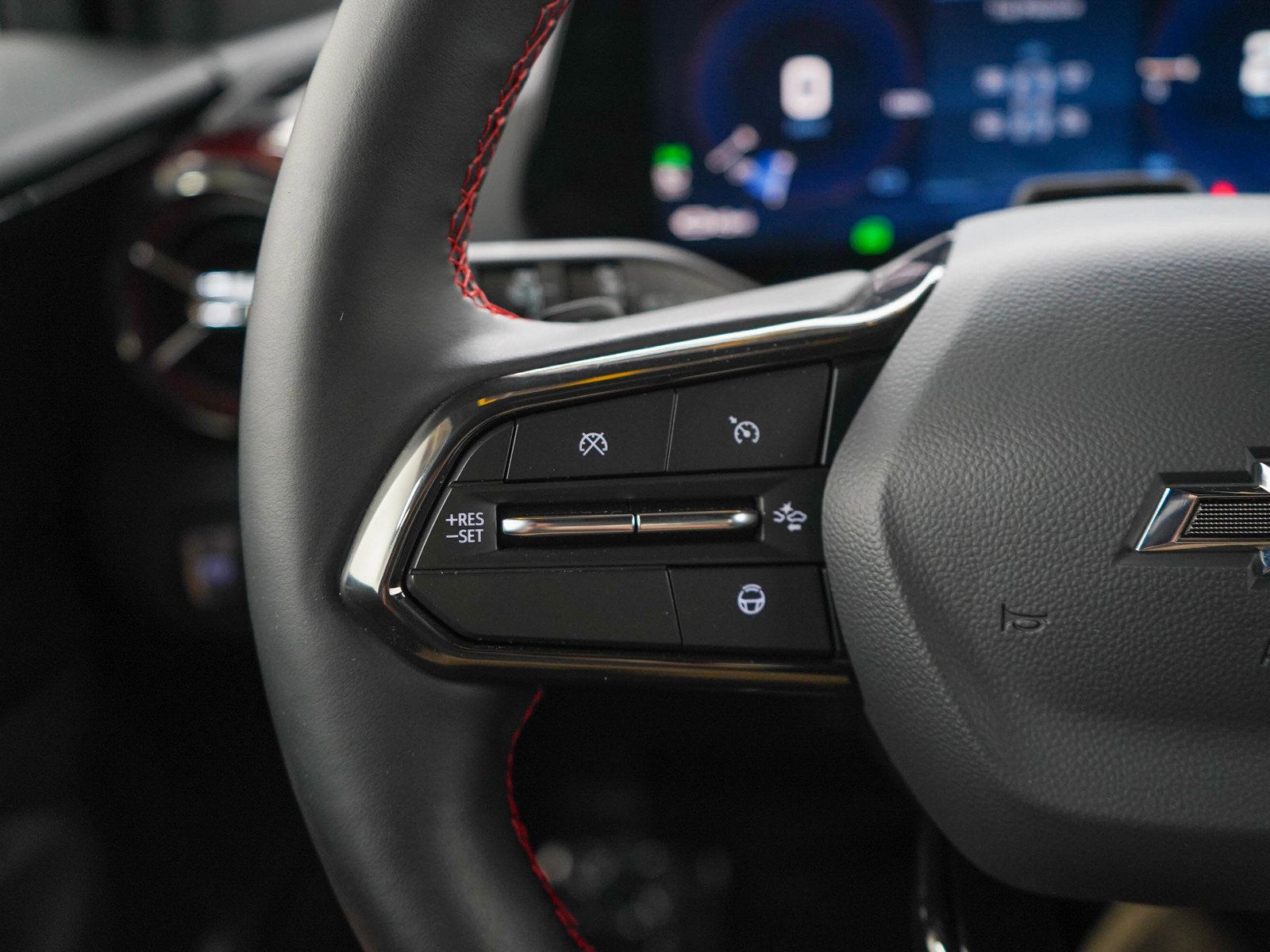 Used 2026 Chevrolet Blazer EV RS w/ Super Cruise Package AWD/4WD image 24
