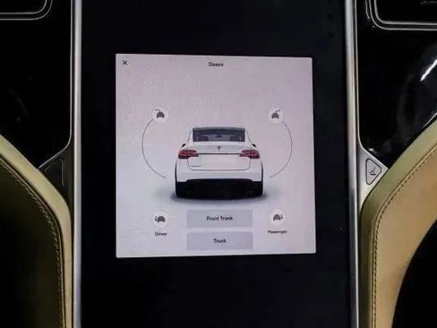 Used 2016 Tesla Model X Performance AWD/4WD image 31
