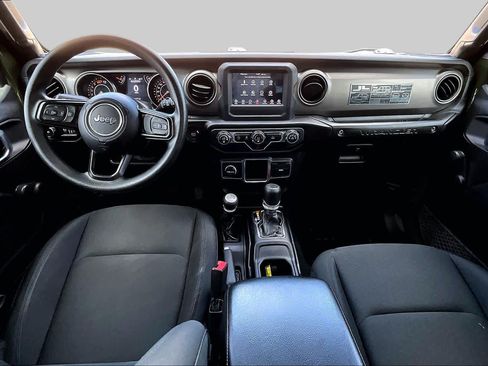 Used 2021 Jeep Wrangler Sport AWD/4WD image 16