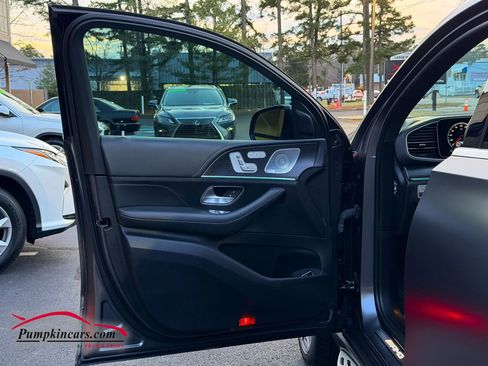 Used 2021 Mercedes-Benz GLE 63 AMG S image 31