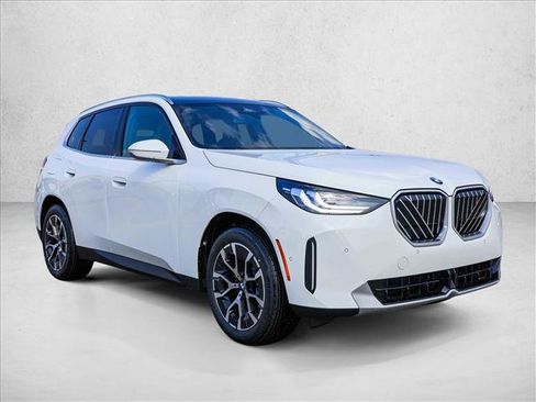 Certified 2026 BMW X3 xDrive30 AWD/4WD image 3