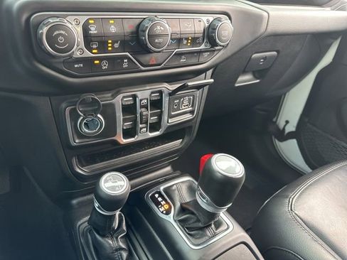 Used 2023 Jeep Wrangler Altitude image 51