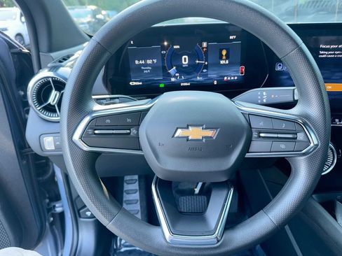 Used 2026 Chevrolet Blazer EV LT FWD image 16