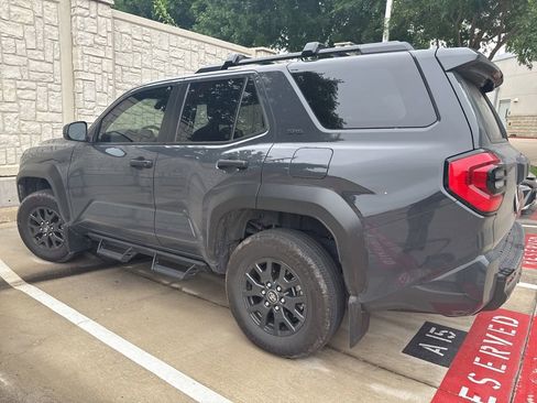 Used 2025 Toyota 4Runner SR5 RWD image 8