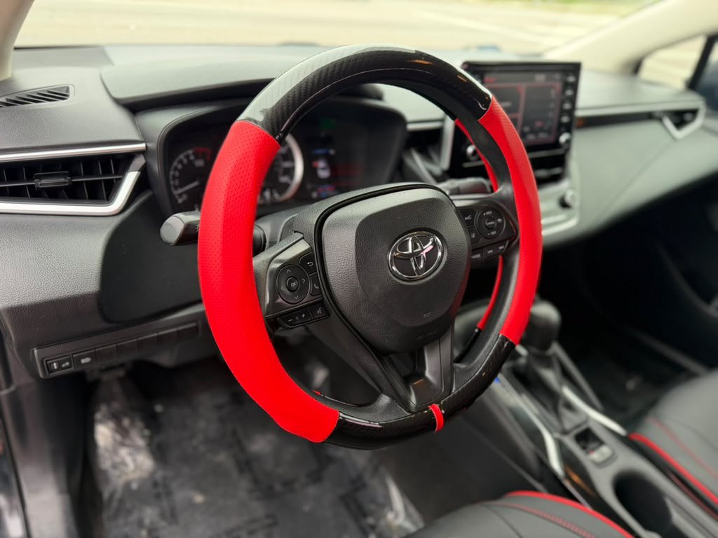 Used 2020 Toyota Corolla LE FWD image 11