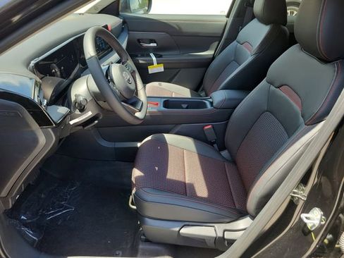 New 2026 Nissan Kicks SR w/ Cold Weather Package AWD/4WD image 19